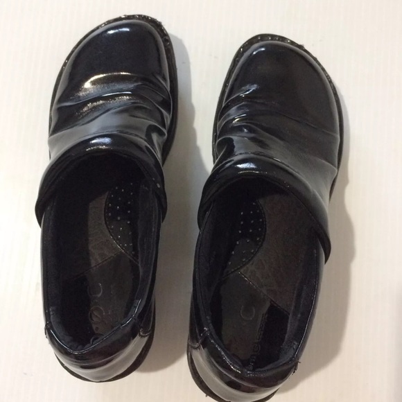 BOC Born Concepts Clogs Shoes Faux Black Patent Leather PEGGY BC9632 Sz 8 M/W 39 - Picture 4 of 12